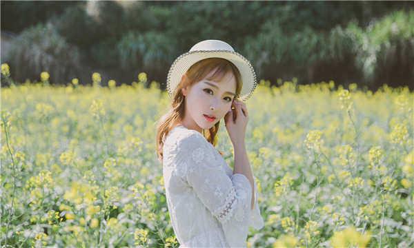 万源标题：想找个女人帮忙生孩子的有效解决方案，助您圆梦家庭